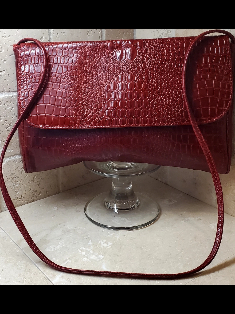 Y2k Leather Croc-Embossed Red Clutch Shoulder Bag 18" Drop 12" W 8.5" W 2" D